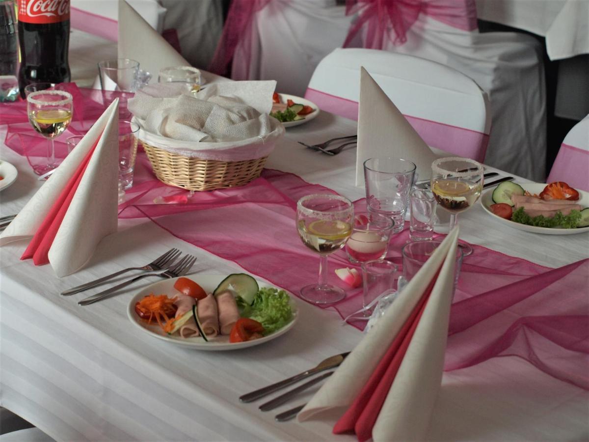 Salur Bed & Breakfast Nove Zamky Exterior photo