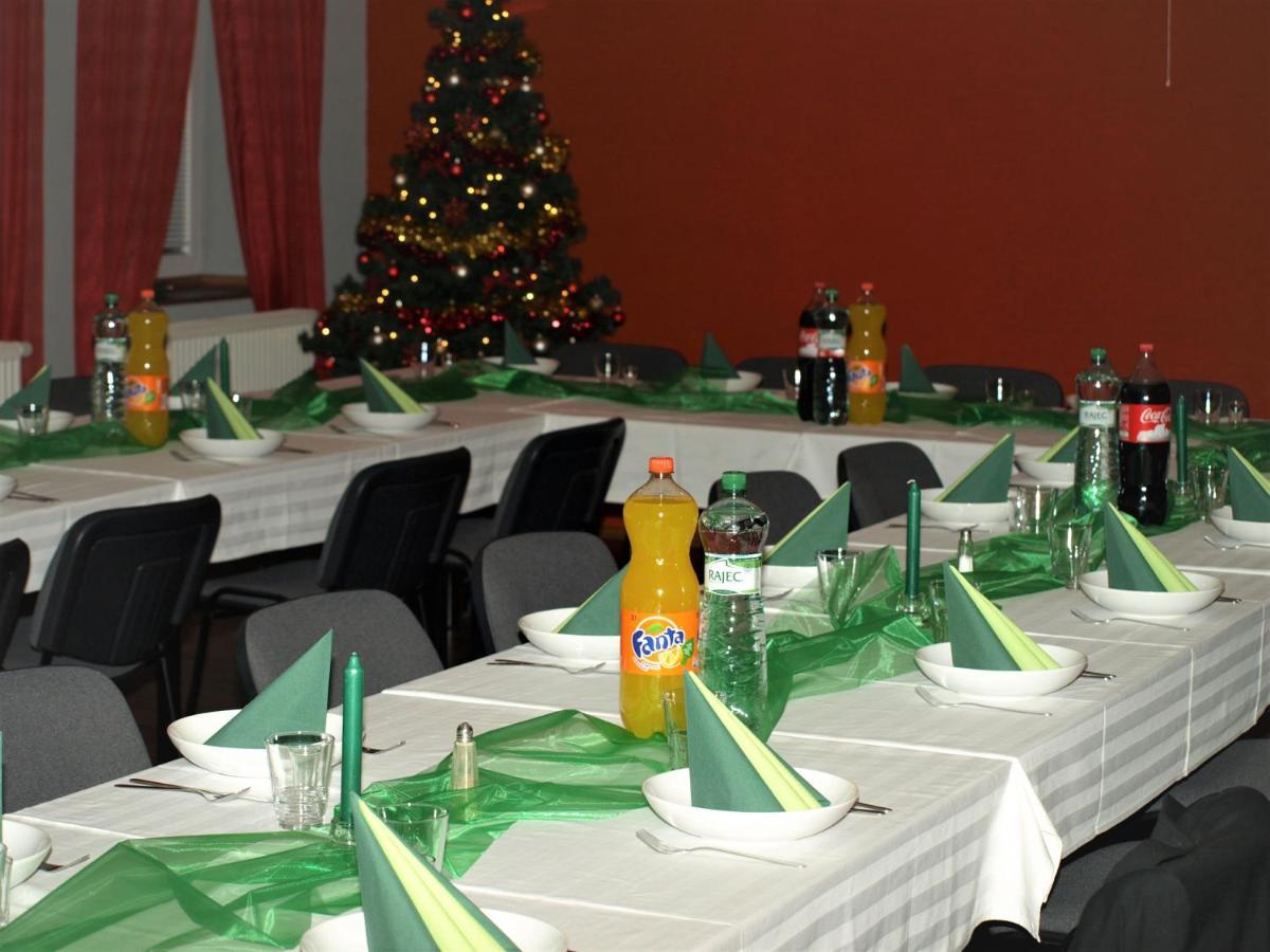 Salur Bed & Breakfast Nove Zamky Exterior photo